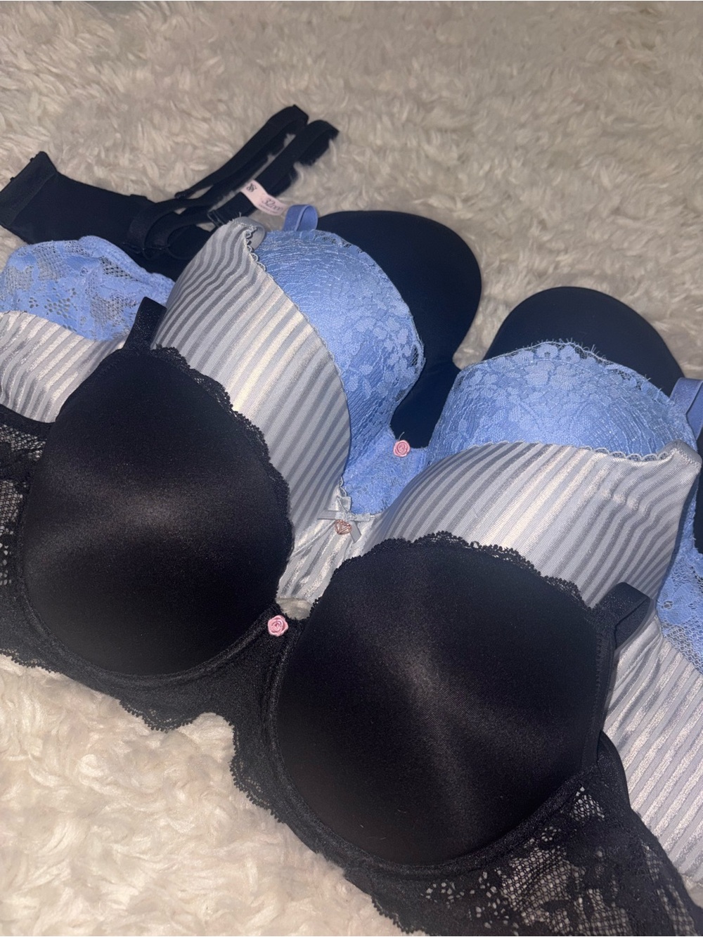 32DDD Victoria’s Secret Dream Angels/Body by Victoria Bra Bundle